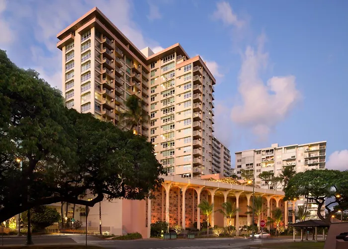 Queen Kapiolani Hotel